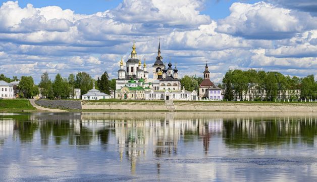 Туры по России на поезде 2023 - куда поехать? Великий Устюг. Интересные места, программы туров.
